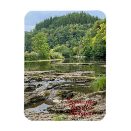 ベルギーのブイヨンに位置するセモワ川の風景 マグネット