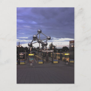 ベルギーのブリュッセルにあるThe Atomium ポストカード