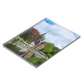 ベルギーのブルージュの湖の近くの小さな城 ノートブック (左側)