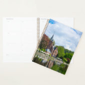 ベルギーのブルージュの湖の近くの小さな城 プランナー手帳 (ディスプレー)