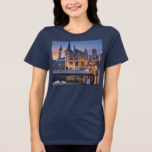 ベルギーのヘントの街並み トライブレンドTシャツ (正面)