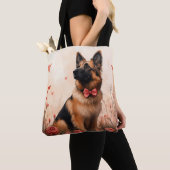 ベルギーの牧羊犬とバラ - バレンタインデー トートバッグ (クローズアップ)