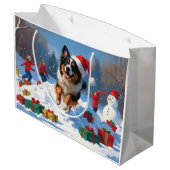 ベルギーの牧羊犬 クリスマスの雪の風景 ラージペーパーバッグ (裏面アングル)