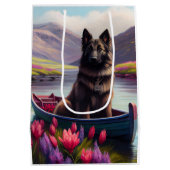 ベルギーの羊飼いがパドルに：風光明媚な冒険 ミディアムペーパーバッグ (裏面)