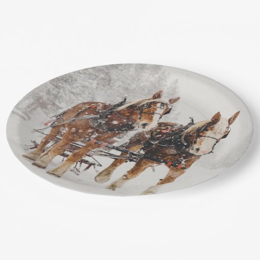 ベルギーの馬チーム冬のクリスマスシーン ペーパープレート (アングル)