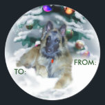 ベルギーのTervuren Christmas Gives, TO:, FROM: ラウンドシール<br><div class="desc">美しいベルギーベルギーテルヴレン犬のアートクリスマスプレゼント名タグのステッカーはあなたのエレガントすべてのホリデーパッケージにtouchを追加する。</div>