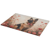 ベルギーシェパードとバラ – バレンタインデー カッティングボード (角)