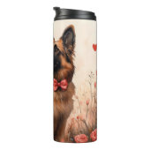 ベルギーシェパードとバラ – バレンタインデー タンブラー (回転右)