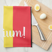 ベルギー国旗と文字 キッチンタオル (四つ折り)