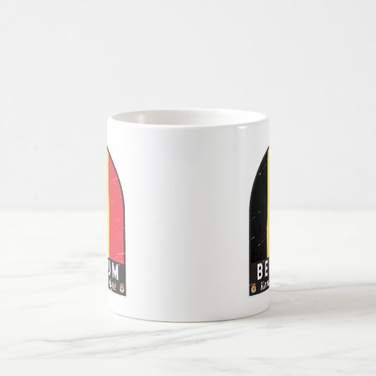 ベルギー国旗のエンブレム動揺してヴィンテージ コーヒーマグカップ (中央)