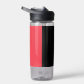 ベルギー国旗を掲げた水瓶 ウォーターボトル (右面)