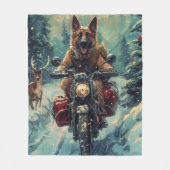 ベルギー羊飼い犬オートバイクリスマスに乗る フリースブランケット (正面)