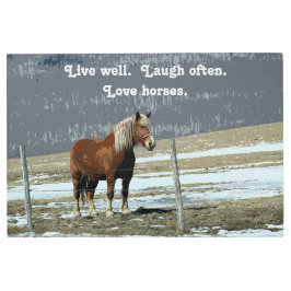 ベルギー荷車を引く馬のパドックメタルウォールアート メタルプリント