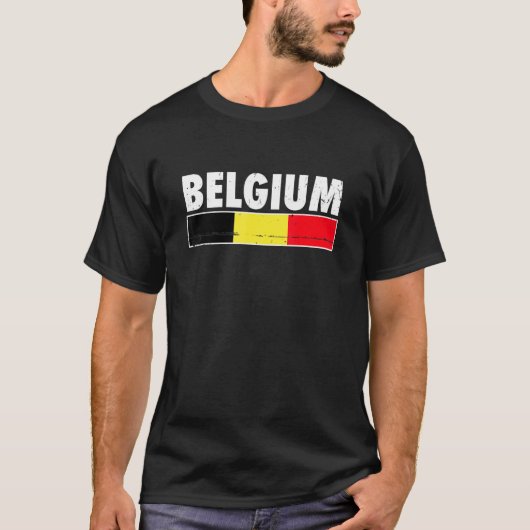 ベルギー誇りを持ったベルギー国旗2 Tシャツ (正面)