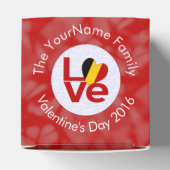 ベルギー赤恋パーソナライズされた旗 フェイバーボックス (上部)