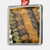 ベルギー、ブリュッセル。世界有名ベルギー メタルオーナメント (左)