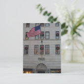 ベルグドルフ飛んでいるのニューヨークに誇れるアメリカ国旗 ポストカード (スタンド正面)