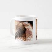 ベルトの夢を見ること コーヒーマグカップ (正面左)