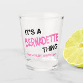 ベルナデット君には分からないこと ショットグラス (正面)