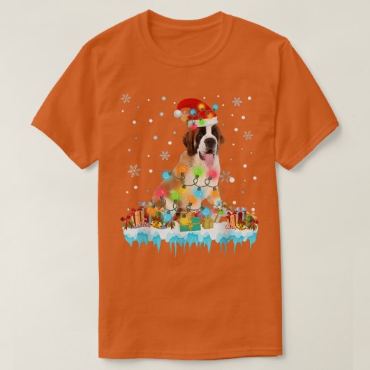 ベルナルドおもしろいドッグツリークリスマスライトクリスマスパジャム Tシャツ (デザイン正面)