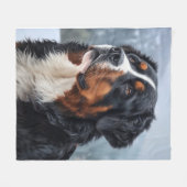 ベルネーズマウンタン犬 フリースブランケット (正面(横))