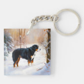 ベルネーズマウンテンで雪のクリスマスを過ごす キーホルダー (裏面)