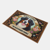 ベルネーズマウンテンドッグフローラファミリー名歓迎 ドアマット (アングル)