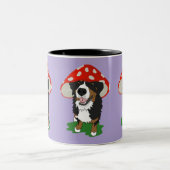 ベルネーズマウンテンドッグレッドマッシュルームキャップ ツートーンマグカップ (中央)