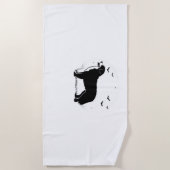 ベルネーズマウンテンドッグ – ハロウィンムーンシルエットO ビーチタオル (正面)