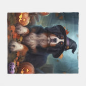 ベルネーズマウンテンパンプキンスハロウィンホラー フリースブランケット (正面(横))