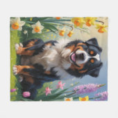 ベルネーズマウンテン春の花絵を描ズ フリースブランケット (正面(横))