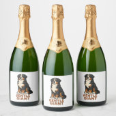 ベルネーゼ山犬の穏やかな巨人。 スパークリングワインラベル (ボトル)