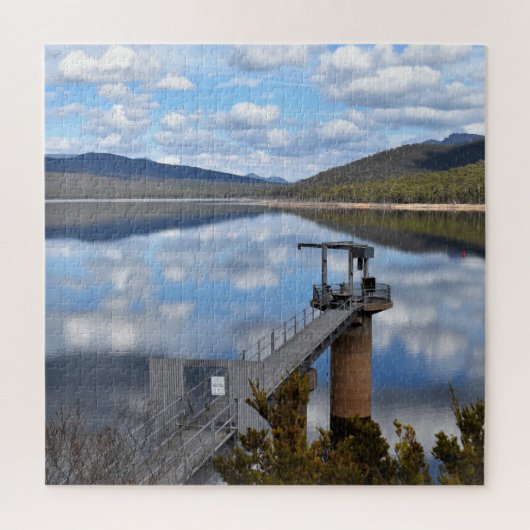 ベルフィールド湖の雲が静かな水 ジグソーパズル (縦)