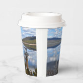 ベルフィールド湖の雲が静かな水 紙コップ (右)