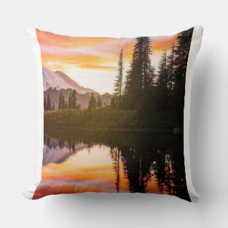 ベルベットのエレガンス：リュックス心地よい装飾用クッションコレクト クッション