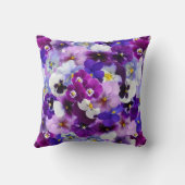 ベルベットパンシーパープルガーデンフローラルパターン クッション (裏面)