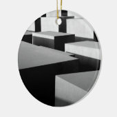 ベルリンのキューブ セラミックオーナメント (左)