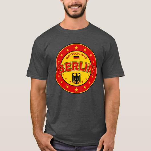 ベルリンのバッジ Tシャツ (正面)