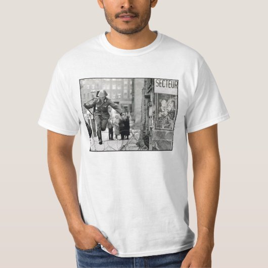 ベルリンの壁1961年 Tシャツ (正面)