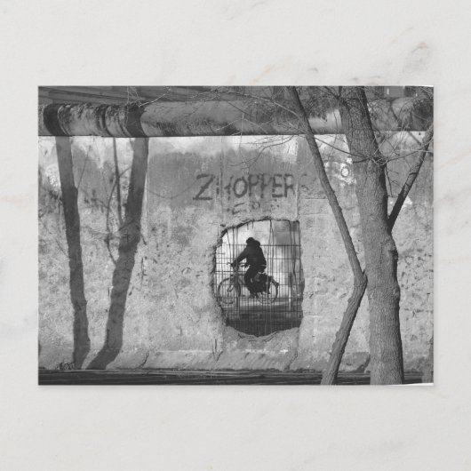 ベルリンの壁IIIを通して ポストカード (正面)