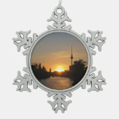 ベルリンドイツスカイラインナイトフェーンシュトゥルム スノーフレークピューターオーナメント (正面)