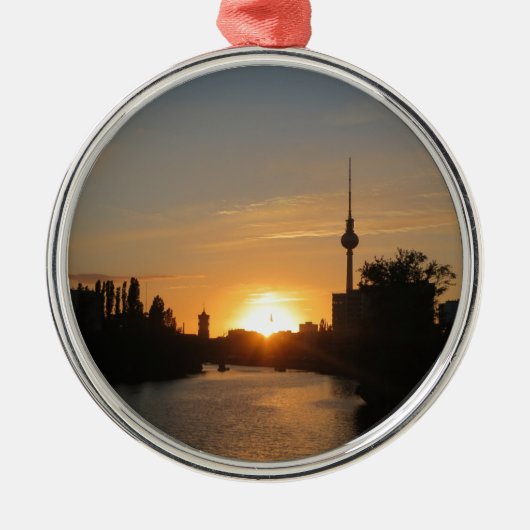 ベルリンドイツスカイラインナイトポストカードフェルンセチューム メタルオーナメント (正面)