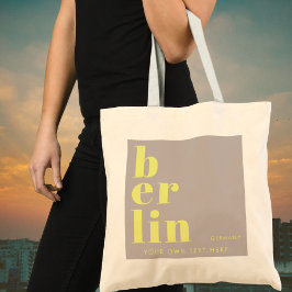 ベルリンドイツタイポグラフィイエローグレイ トートバッグ