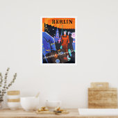 ベルリン、ホテルの前の女性、ヴィンテージ、旅行 ポスター (キッチン)