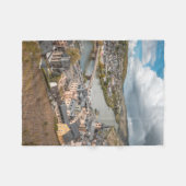 ベルンカステルクエスドイツ フリースブランケット (正面(横))