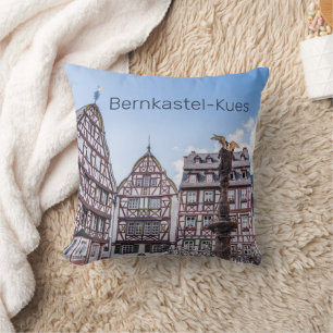 ベルンカステルクエスヒストリックファサードGermany Souvenir クッション