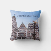 ベルンカステルクエスヒストリックファサードGermany Souvenir クッション (正面)