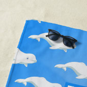 ベルーガパーソナライズされたホエールブルー、白北極地方海 ビーチタオル (インサイチュ)