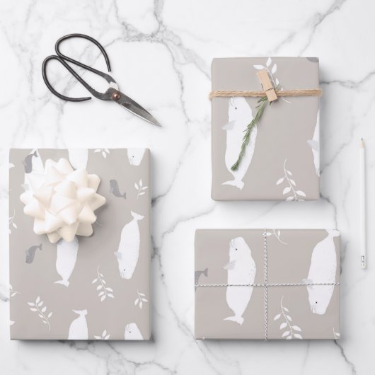 ベルーガベビーホエールオンパステルグレーイラストレーション ラッピングペーパーシート (正面)