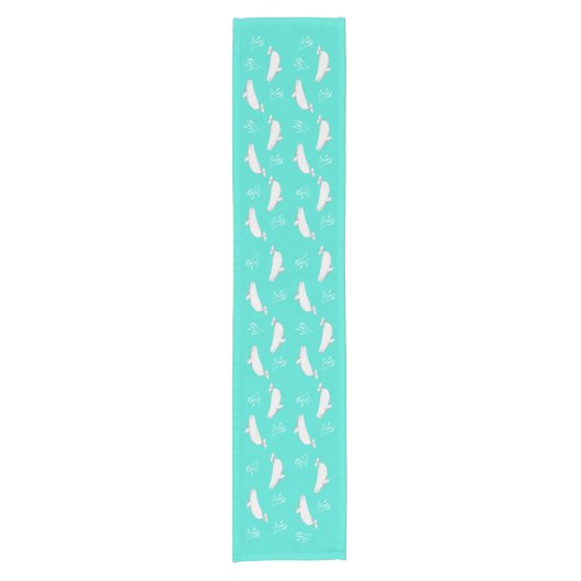 ベルーガホエールパターンターコイズ ショートテーブルランナー (正面)